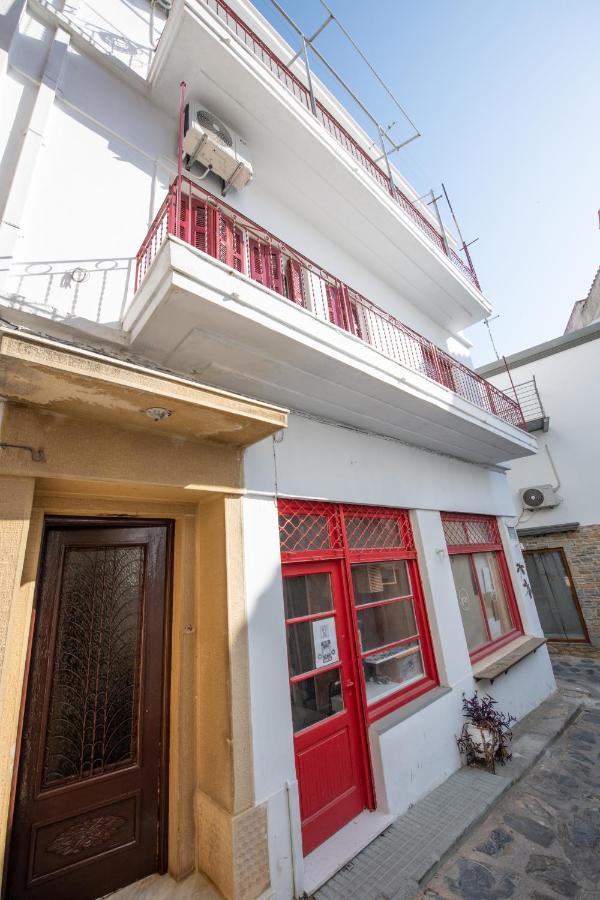 Lovely One-Bedroom Flat In Skopelos المظهر الخارجي الصورة
